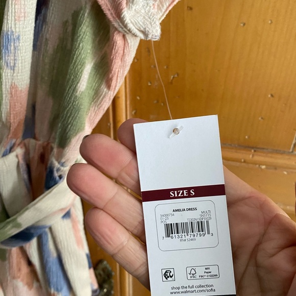 Floral Ruffle Dress - Picture 3 of 4